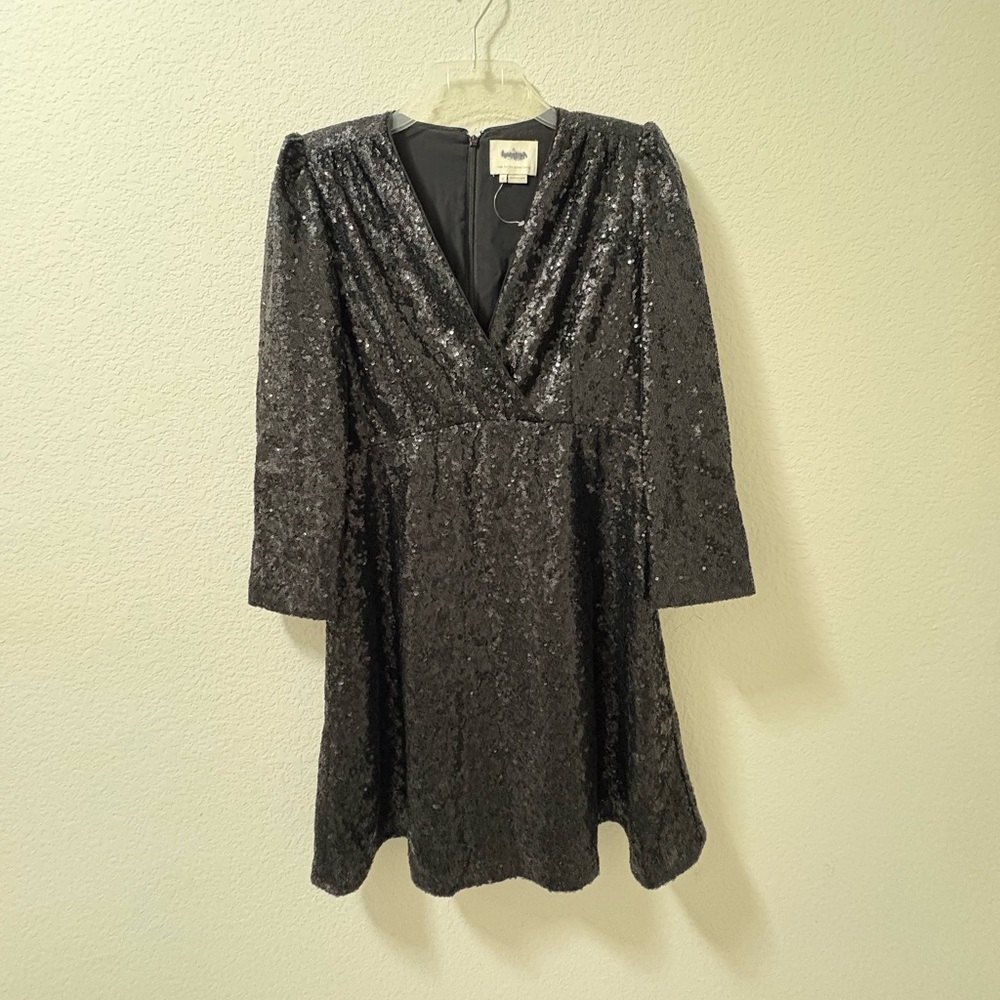 Kate Spade New York Glitzy Ritzy all over sequin black dress. Size 8. EUC